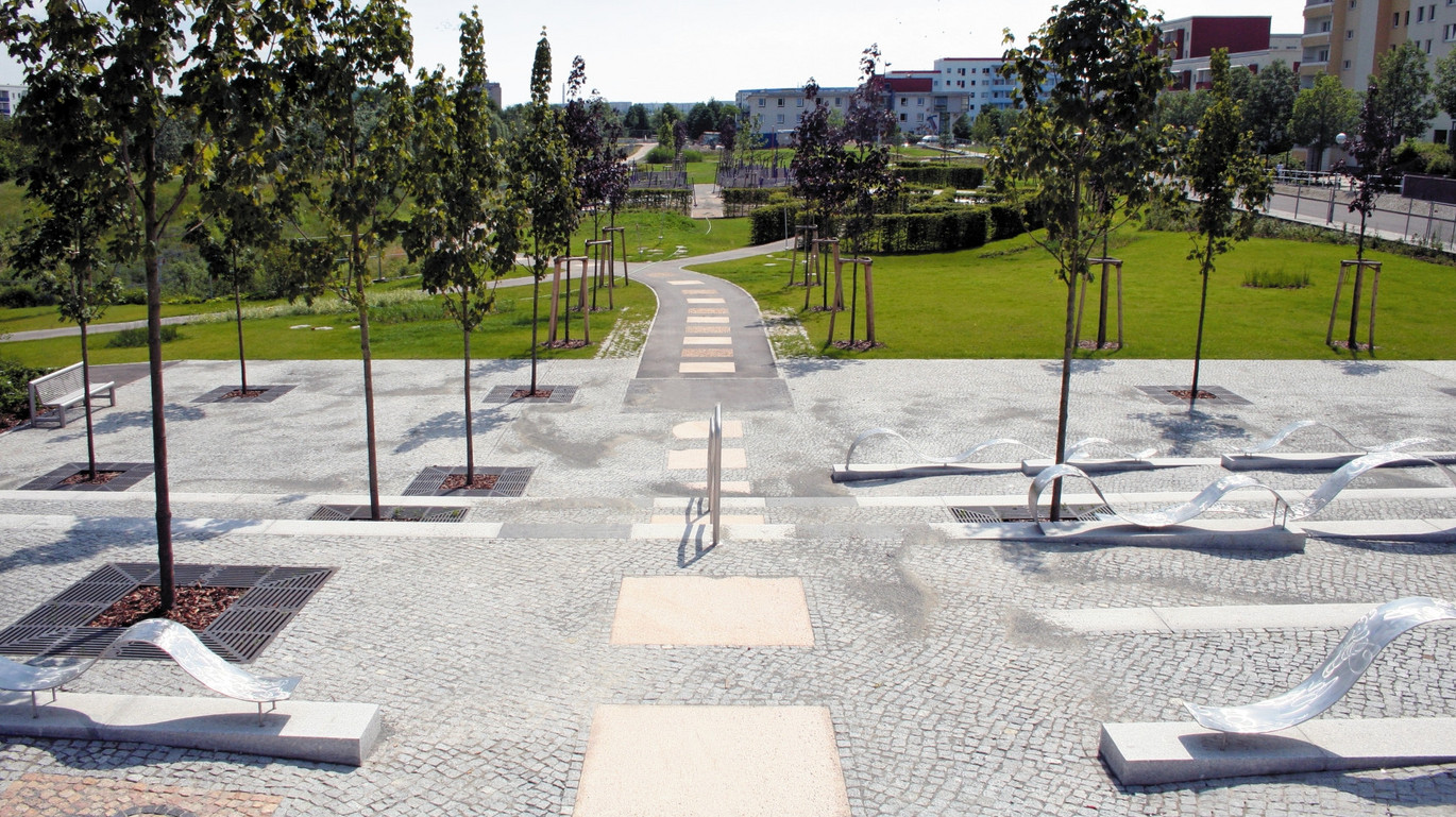 Baumschutzroste Berlin Stad